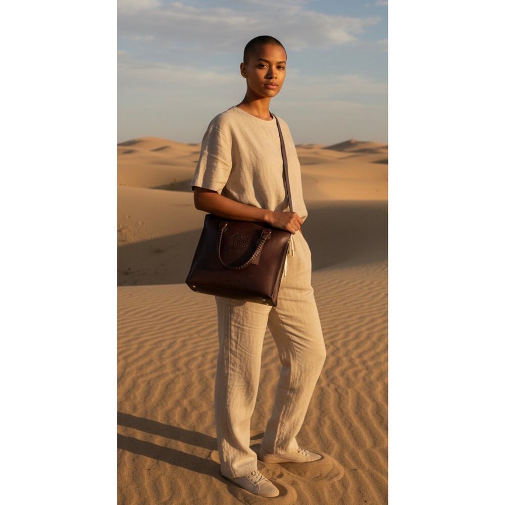 LOTTUSSE Tote two way leather bag Zip Top Handle